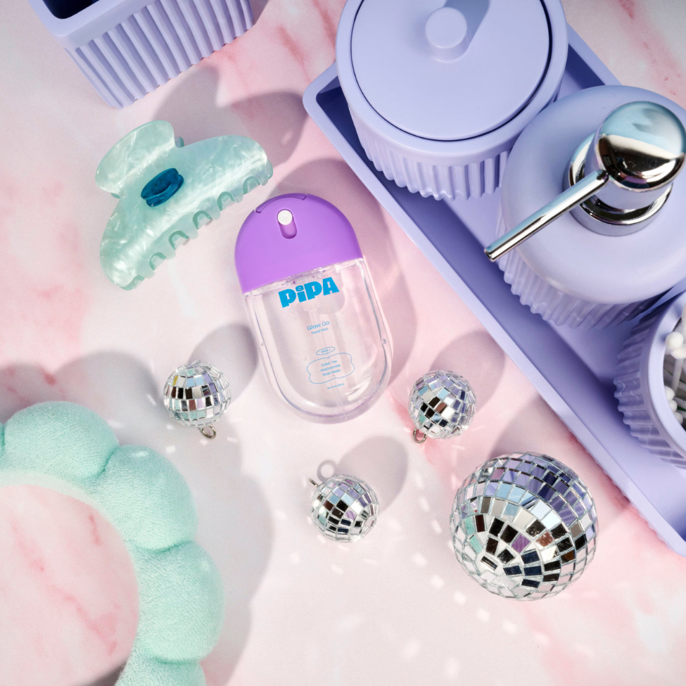 Glow Go refreshing mist for tween skin hydration and radiance